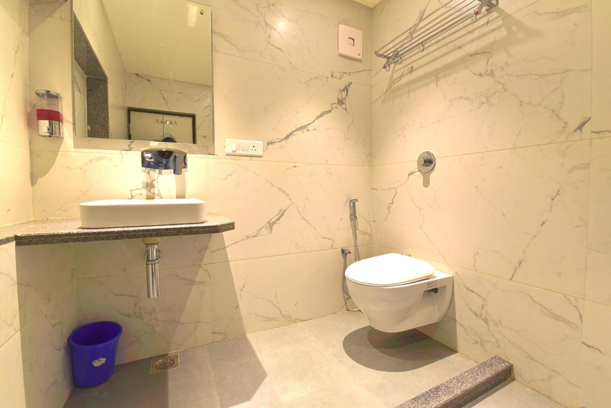 Bunglow 14, Rooms With Balcony 아부 산 외부 사진