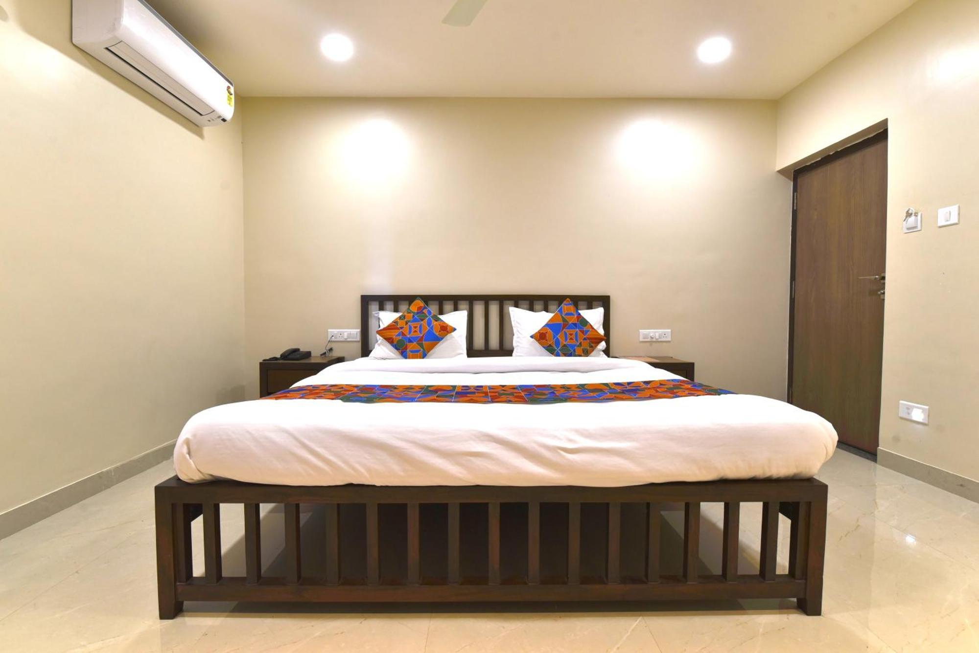 Bunglow 14, Rooms With Balcony 아부 산 외부 사진