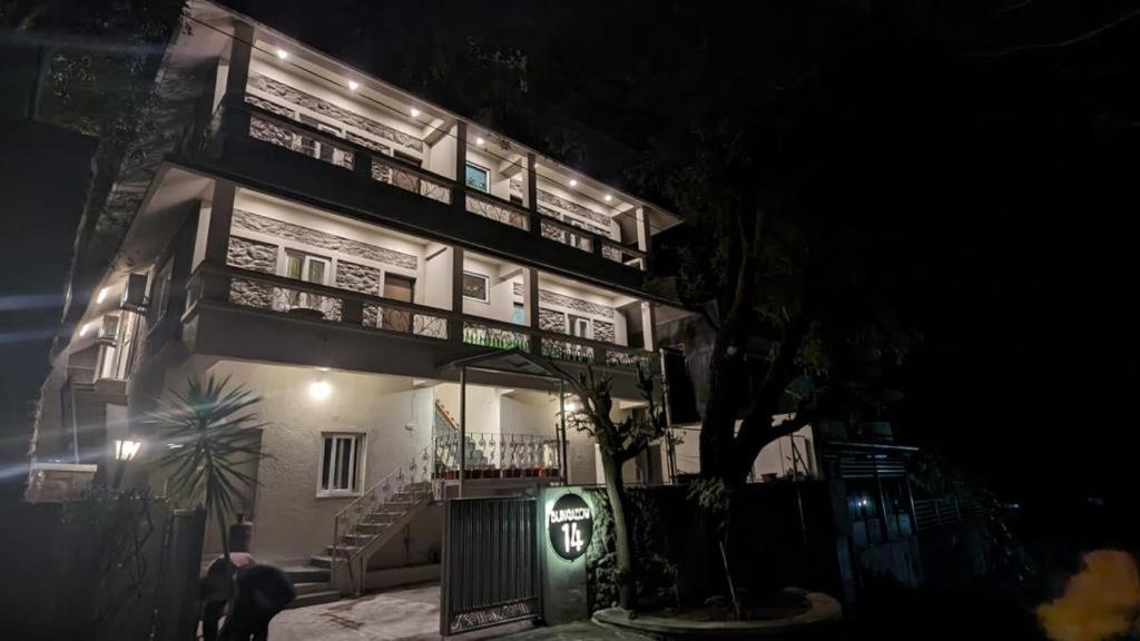 Bunglow 14, Rooms With Balcony 아부 산 외부 사진