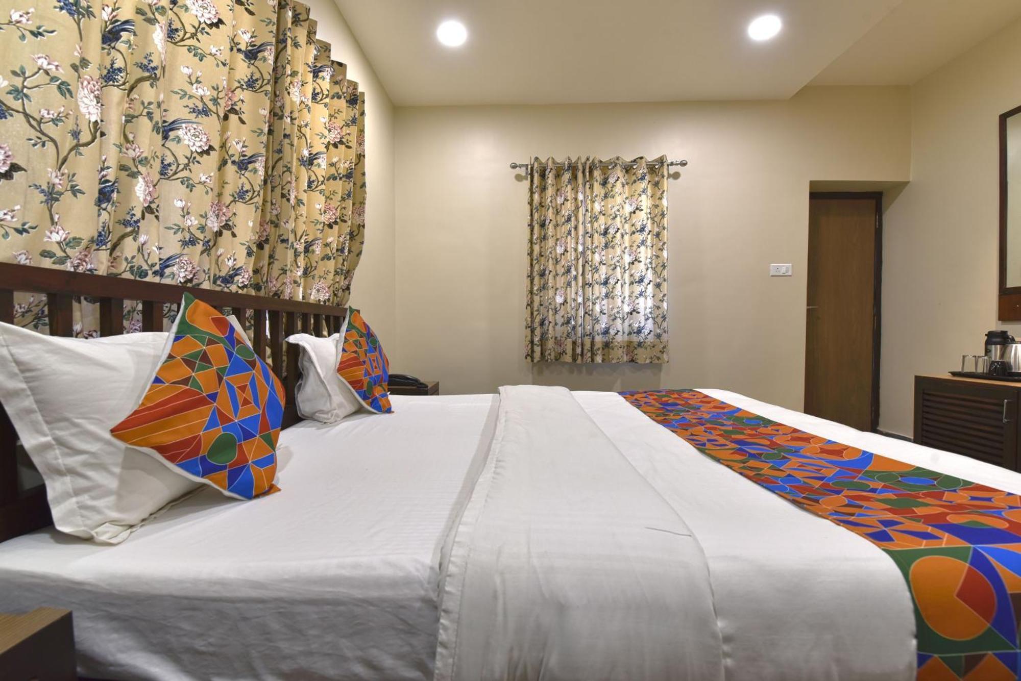 Bunglow 14, Rooms With Balcony 아부 산 외부 사진