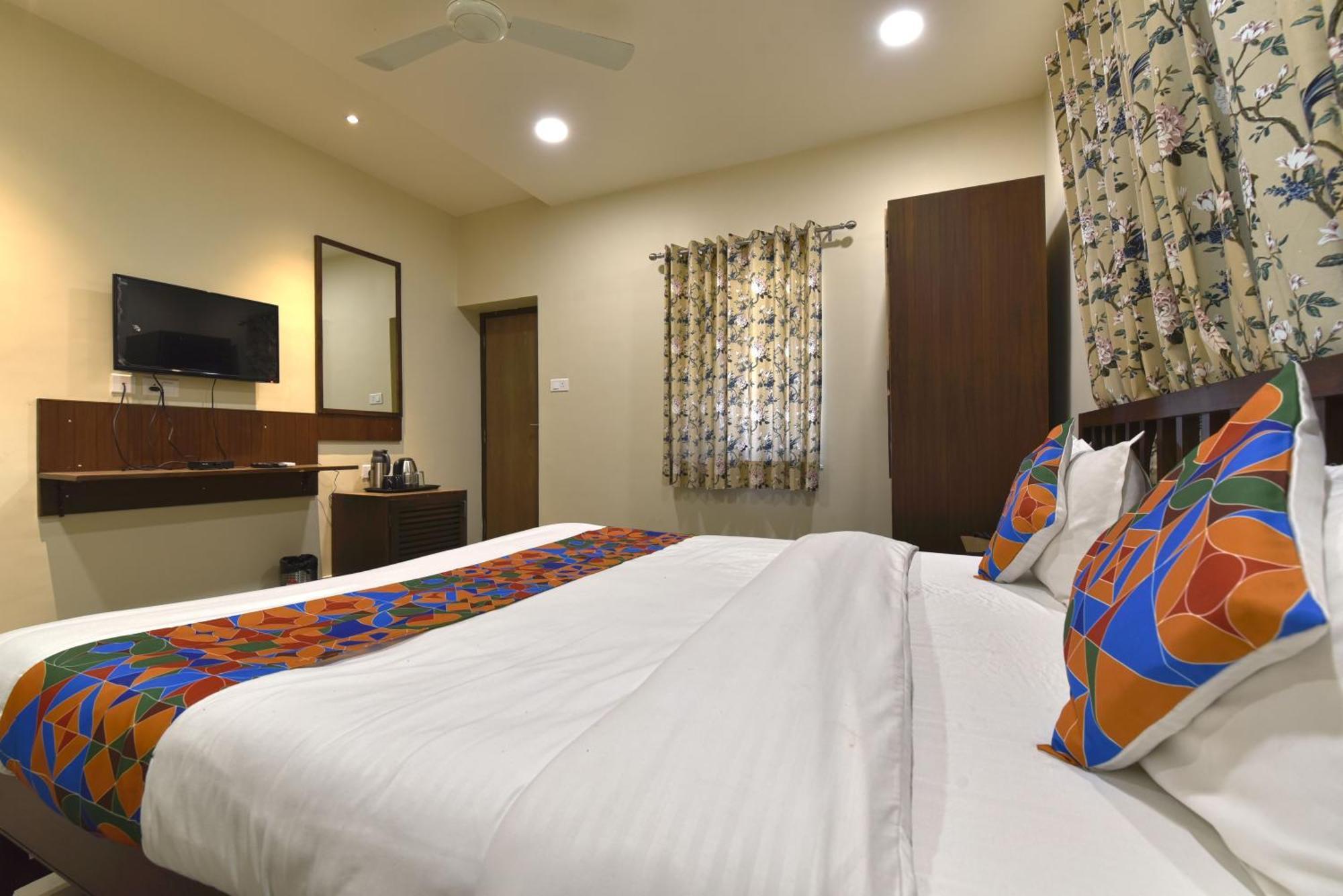 Bunglow 14, Rooms With Balcony 아부 산 외부 사진