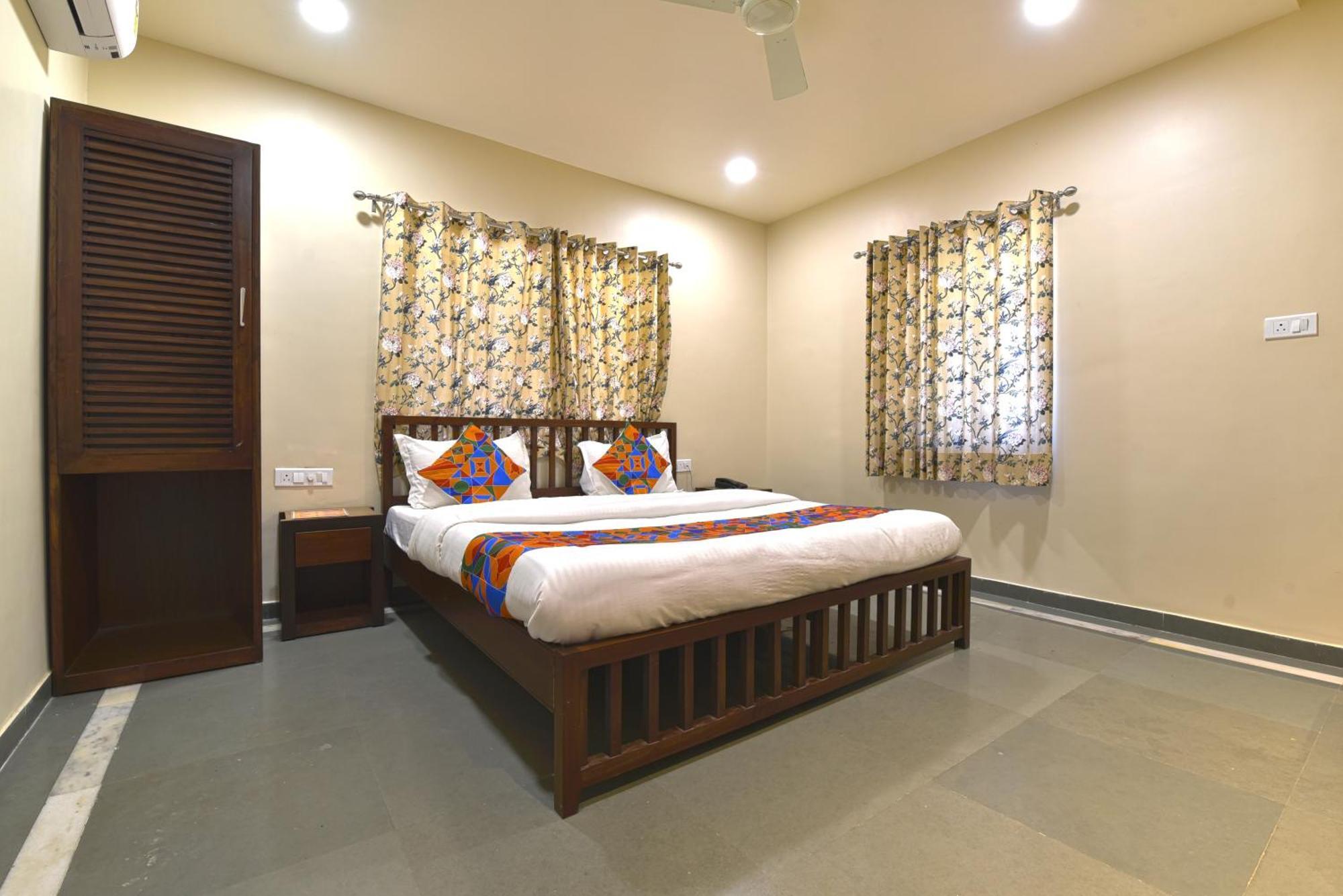 Bunglow 14, Rooms With Balcony 아부 산 외부 사진